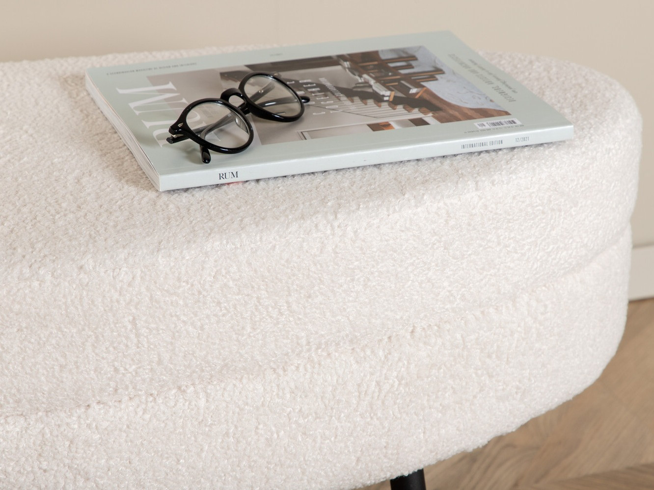 Upholstered bench Dallas 2920 (White + Black)