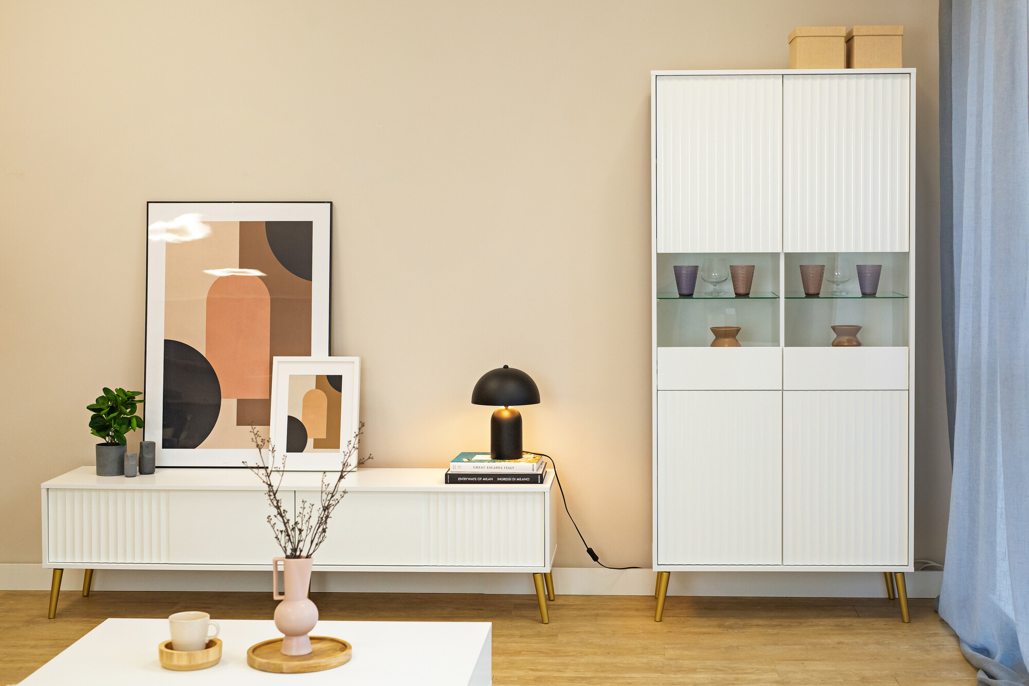 Bookcase Cirferi 108 (White + Golden)