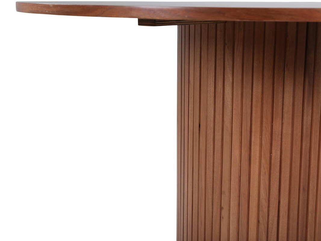 Table Dallas 1715 (Nut)