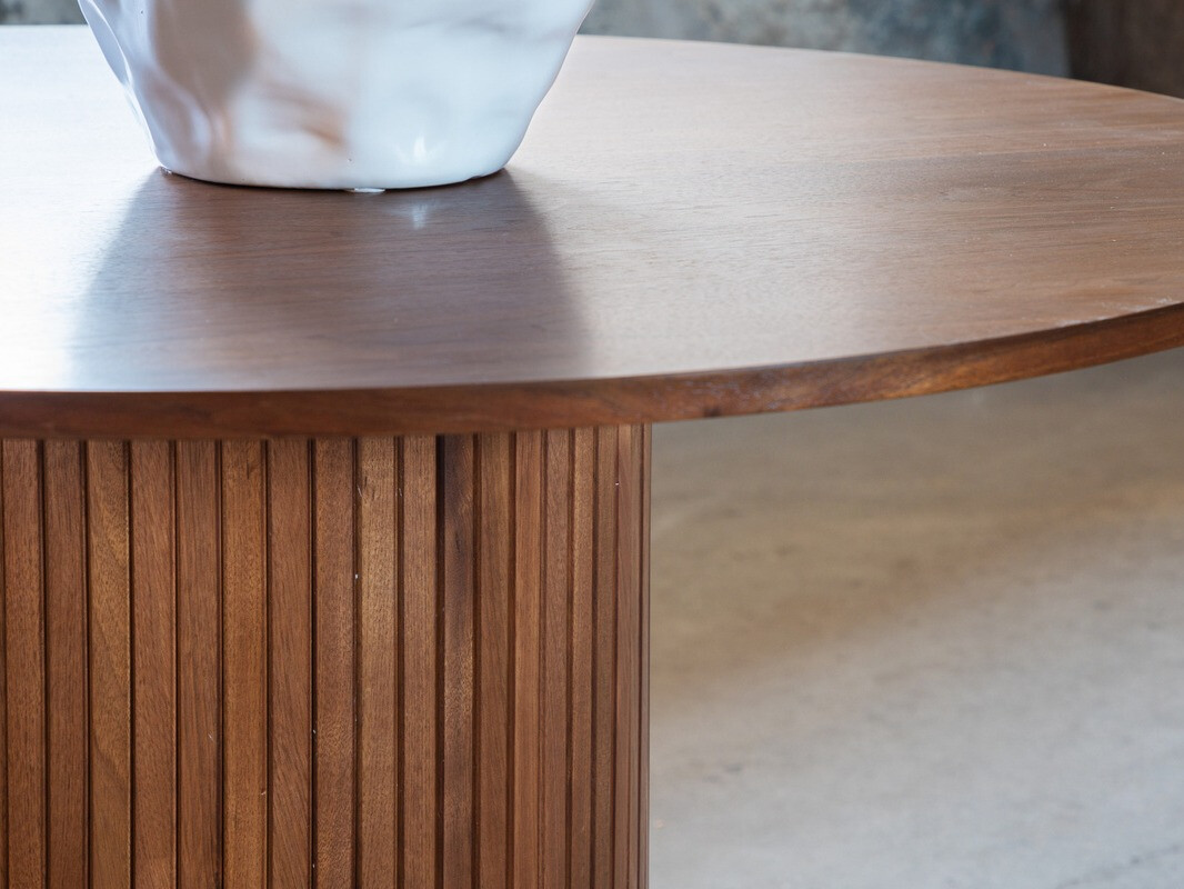Table Dallas 1715 (Nut)