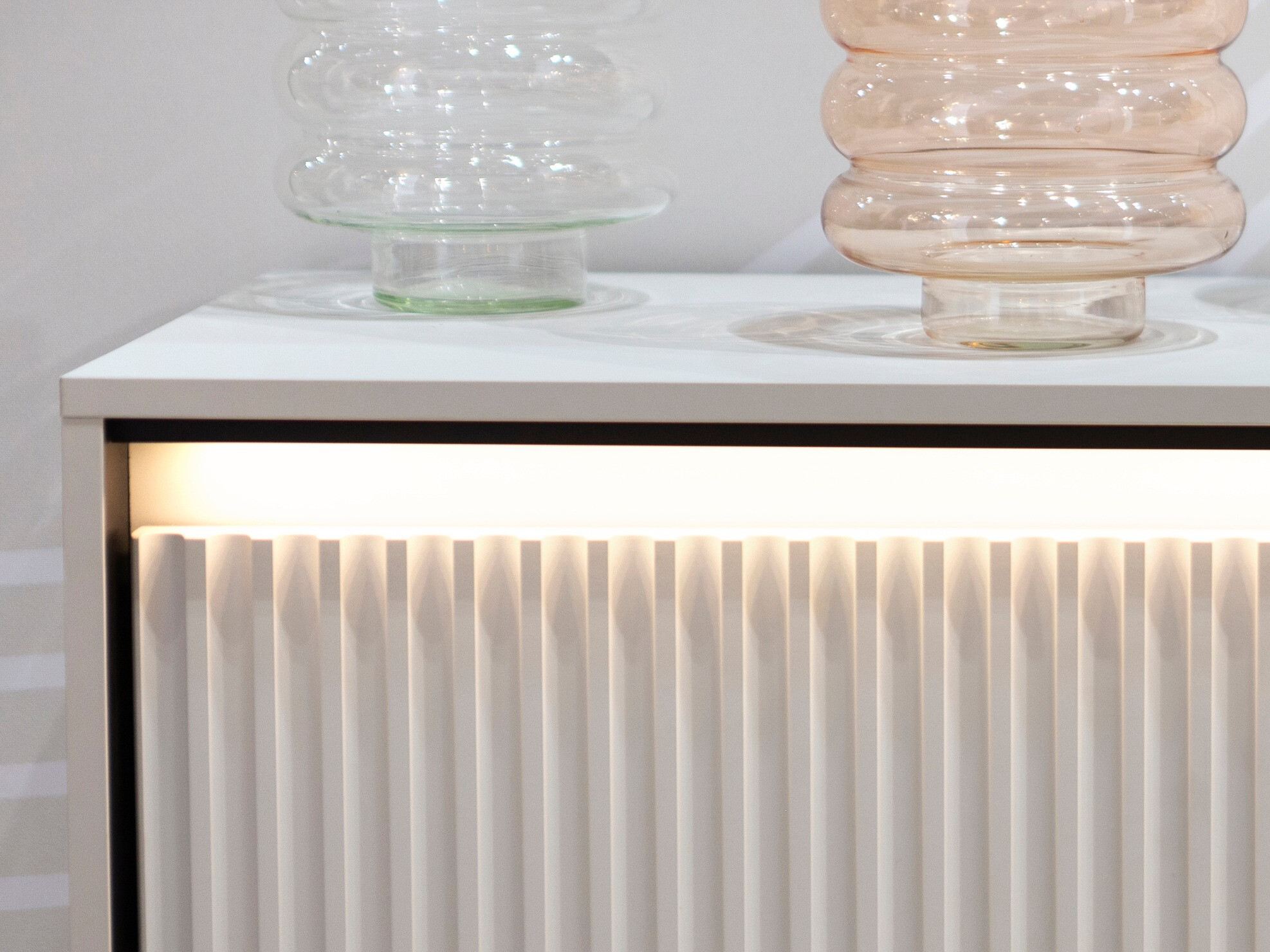 Chest of drawers Fernolu 100 (White + Black)
