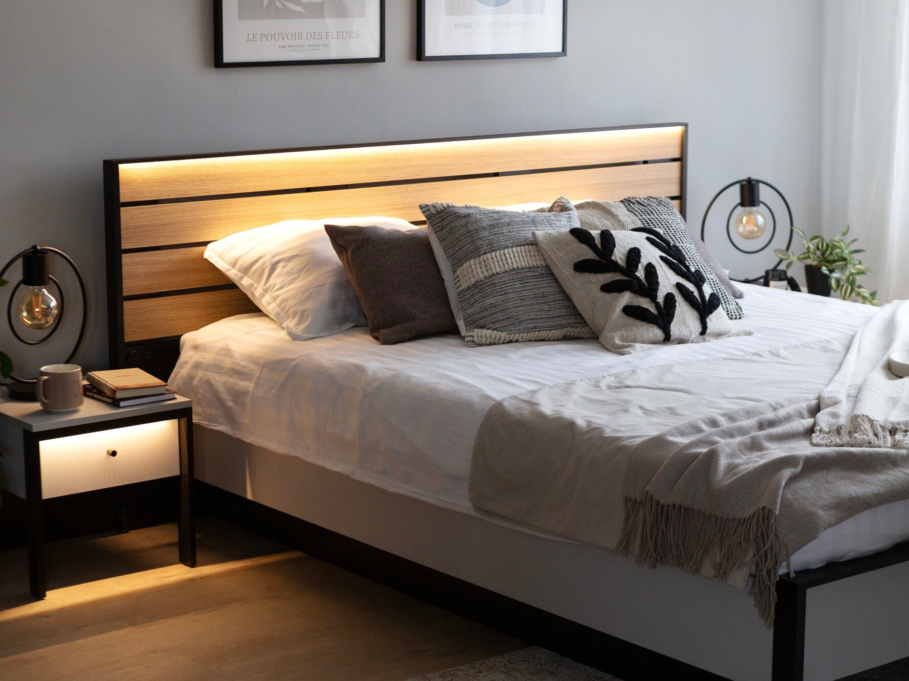 Bed Almela 107
