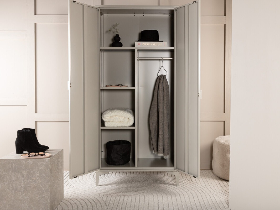 Wardrobe Romcamu 106