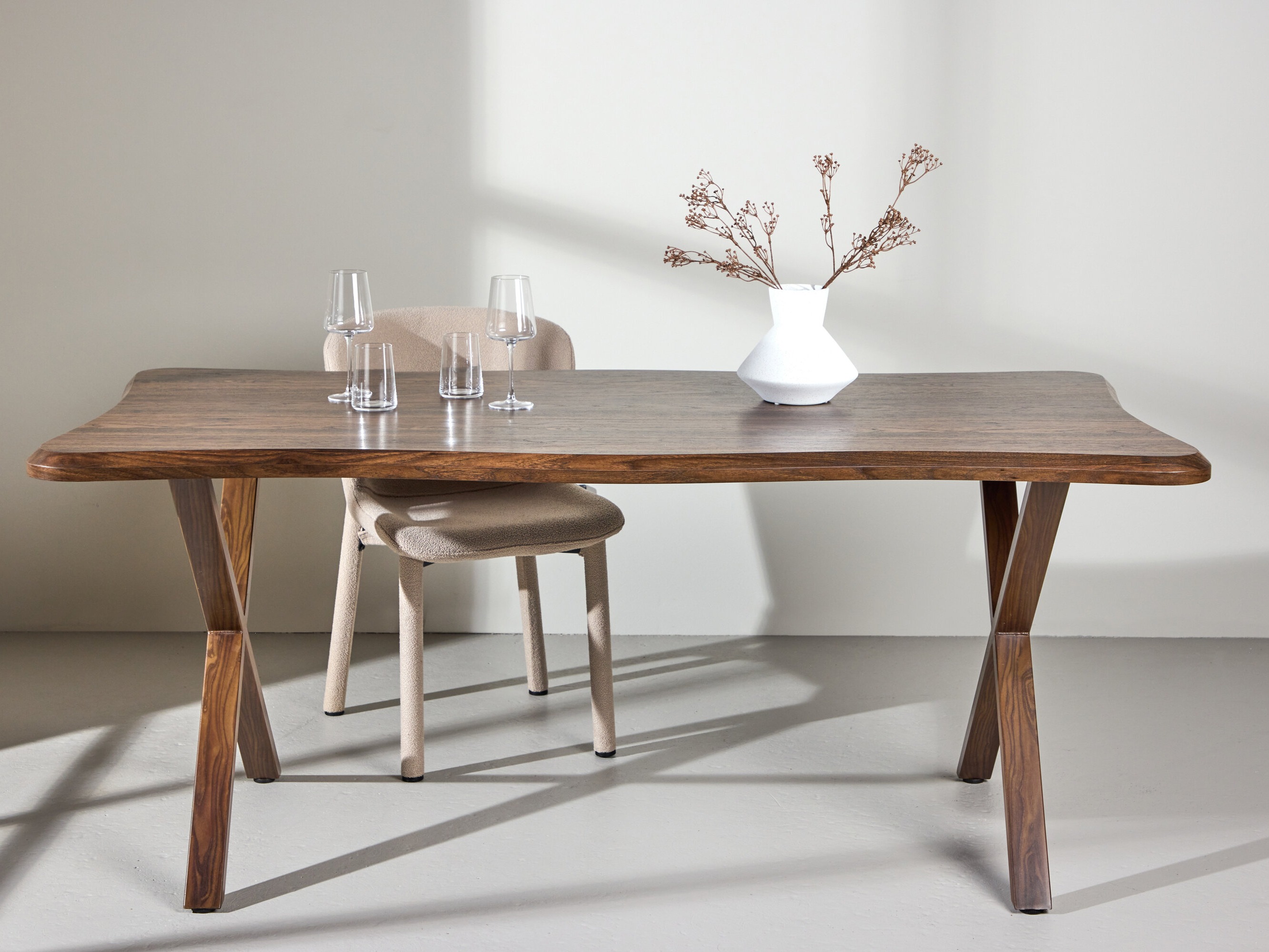 Table Dallas 4943