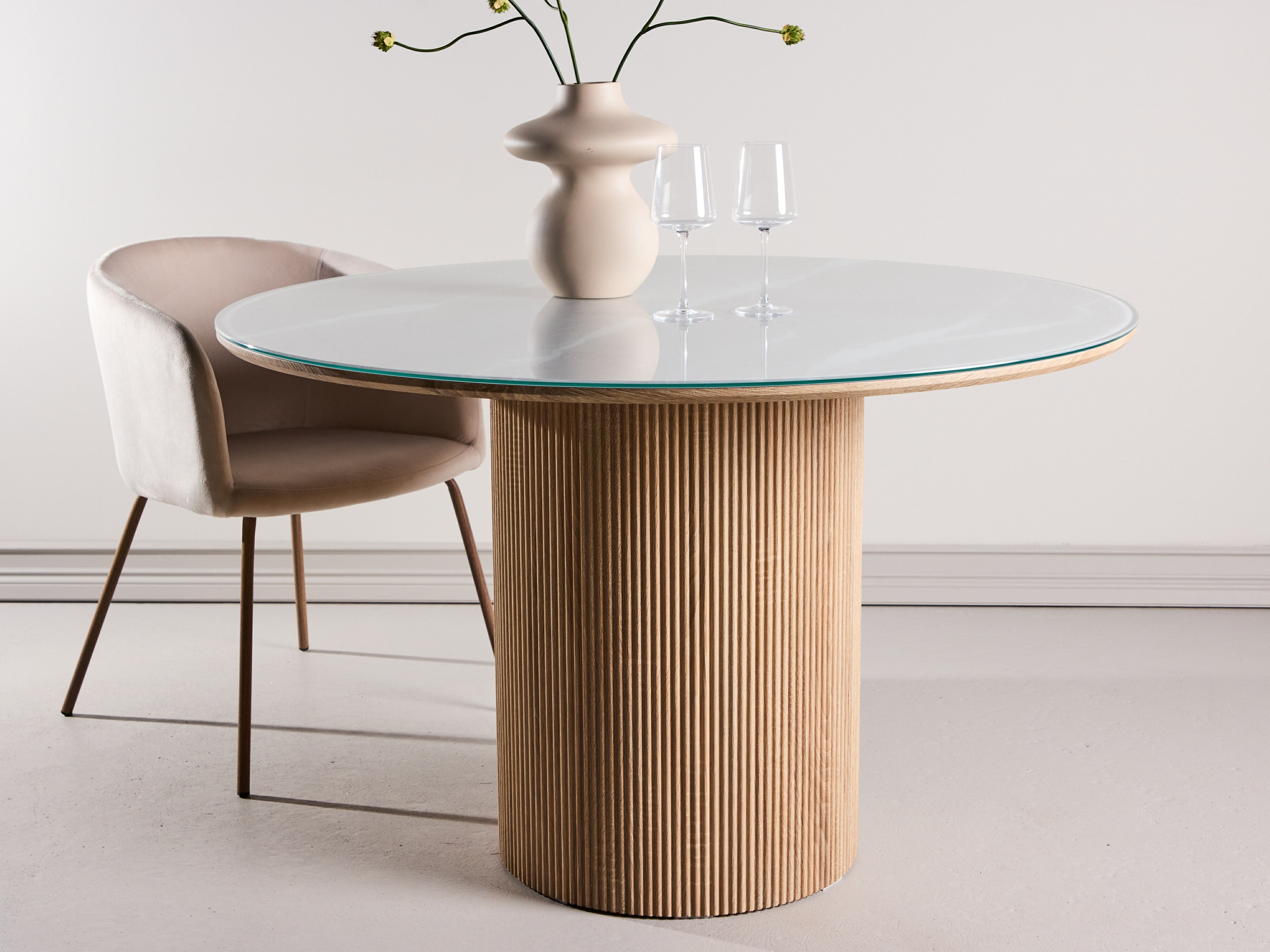 Table Dallas 4948