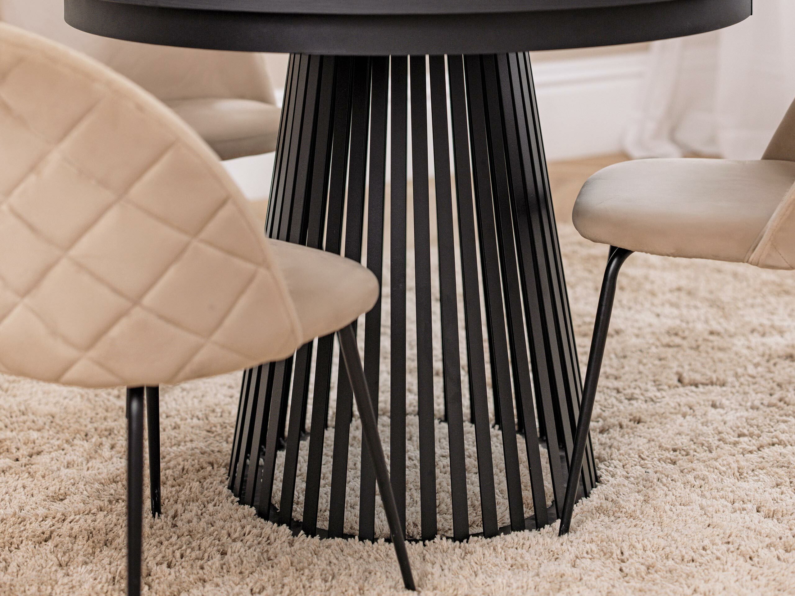 Table Stanton 150