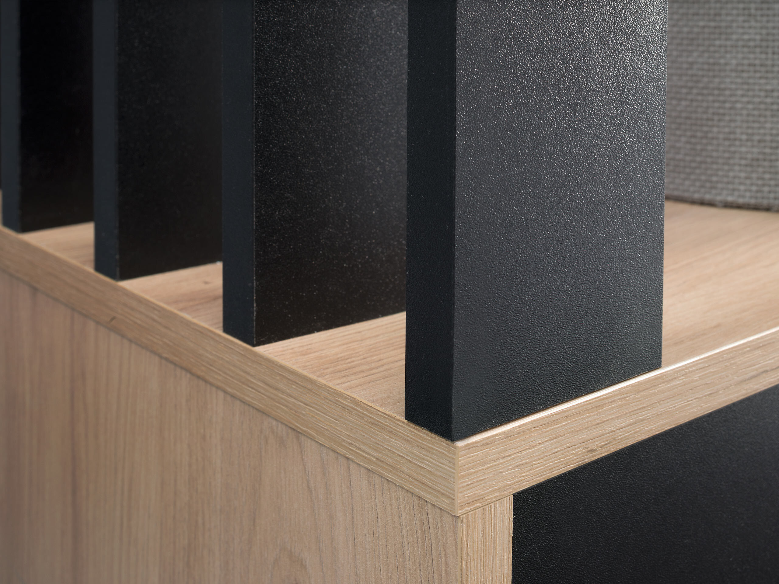 Hallway set Vinea (Artisan oak + Black)